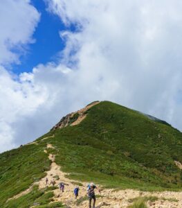 Japan's Amazing Mountaineering & Hiking